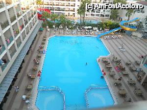 [P22] Piscina impresionantă, păcat că s-a vărsat tot clorul în ea.  » foto by Dabator
 - 
<span class="allrVoted glyphicon glyphicon-heart hidden" id="av502933"></span>
<a class="m-l-10 hidden" id="sv502933" onclick="voting_Foto_DelVot(,502933,626)" role="button">șterge vot <span class="glyphicon glyphicon-remove"></span></a>
<a id="v9502933" class=" c-red"  onclick="voting_Foto_SetVot(502933)" role="button"><span class="glyphicon glyphicon-heart-empty"></span> <b>LIKE</b> = Votează poza</a> <img class="hidden"  id="f502933W9" src="/imagini/loader.gif" border="0" /><span class="AjErrMes hidden" id="e502933ErM"></span>