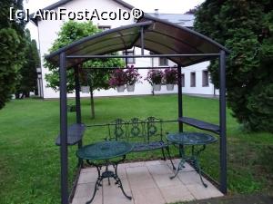 [P20] În curtea Conacului Domnesc. » foto by tata123 🔱
 - 
<span class="allrVoted glyphicon glyphicon-heart hidden" id="av1242245"></span>
<a class="m-l-10 hidden" id="sv1242245" onclick="voting_Foto_DelVot(,1242245,627)" role="button">șterge vot <span class="glyphicon glyphicon-remove"></span></a>
<a id="v91242245" class=" c-red"  onclick="voting_Foto_SetVot(1242245)" role="button"><span class="glyphicon glyphicon-heart-empty"></span> <b>LIKE</b> = Votează poza</a> <img class="hidden"  id="f1242245W9" src="/imagini/loader.gif" border="0" /><span class="AjErrMes hidden" id="e1242245ErM"></span>