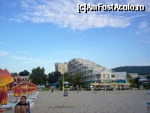 [P26] imagine spre hotel, de la randul 6 de umbrelutele de la plaja » foto by hlli
 - 
<span class="allrVoted glyphicon glyphicon-heart hidden" id="av350576"></span>
<a class="m-l-10 hidden" id="sv350576" onclick="voting_Foto_DelVot(,350576,630)" role="button">șterge vot <span class="glyphicon glyphicon-remove"></span></a>
<a id="v9350576" class=" c-red"  onclick="voting_Foto_SetVot(350576)" role="button"><span class="glyphicon glyphicon-heart-empty"></span> <b>LIKE</b> = Votează poza</a> <img class="hidden"  id="f350576W9" src="/imagini/loader.gif" border="0" /><span class="AjErrMes hidden" id="e350576ErM"></span>