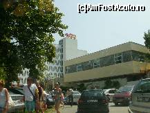 [P02] Laguna Beach: parcarea era foarte aglomerata, multe masini cu nr de RO » foto by Nicu V
 - 
<span class="allrVoted glyphicon glyphicon-heart hidden" id="av396191"></span>
<a class="m-l-10 hidden" id="sv396191" onclick="voting_Foto_DelVot(,396191,630)" role="button">șterge vot <span class="glyphicon glyphicon-remove"></span></a>
<a id="v9396191" class=" c-red"  onclick="voting_Foto_SetVot(396191)" role="button"><span class="glyphicon glyphicon-heart-empty"></span> <b>LIKE</b> = Votează poza</a> <img class="hidden"  id="f396191W9" src="/imagini/loader.gif" border="0" /><span class="AjErrMes hidden" id="e396191ErM"></span>