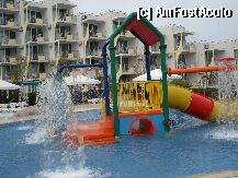 [P04] piscina copii » foto by lauraflorina29
 - 
<span class="allrVoted glyphicon glyphicon-heart hidden" id="av7697"></span>
<a class="m-l-10 hidden" id="sv7697" onclick="voting_Foto_DelVot(,7697,630)" role="button">șterge vot <span class="glyphicon glyphicon-remove"></span></a>
<a id="v97697" class=" c-red"  onclick="voting_Foto_SetVot(7697)" role="button"><span class="glyphicon glyphicon-heart-empty"></span> <b>LIKE</b> = Votează poza</a> <img class="hidden"  id="f7697W9" src="/imagini/loader.gif" border="0" /><span class="AjErrMes hidden" id="e7697ErM"></span>