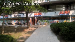 [P29] Un alt supermarket din apropiere cu preţuri mai omenoase.  » foto by ioan marinescu
 - 
<span class="allrVoted glyphicon glyphicon-heart hidden" id="av864461"></span>
<a class="m-l-10 hidden" id="sv864461" onclick="voting_Foto_DelVot(,864461,630)" role="button">șterge vot <span class="glyphicon glyphicon-remove"></span></a>
<a id="v9864461" class=" c-red"  onclick="voting_Foto_SetVot(864461)" role="button"><span class="glyphicon glyphicon-heart-empty"></span> <b>LIKE</b> = Votează poza</a> <img class="hidden"  id="f864461W9" src="/imagini/loader.gif" border="0" /><span class="AjErrMes hidden" id="e864461ErM"></span>