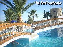 [P02] Piscina de langa Complex Merlis » foto by georgiana
 - 
<span class="allrVoted glyphicon glyphicon-heart hidden" id="av2220"></span>
<a class="m-l-10 hidden" id="sv2220" onclick="voting_Foto_DelVot(,2220,640)" role="button">șterge vot <span class="glyphicon glyphicon-remove"></span></a>
<a id="v92220" class=" c-red"  onclick="voting_Foto_SetVot(2220)" role="button"><span class="glyphicon glyphicon-heart-empty"></span> <b>LIKE</b> = Votează poza</a> <img class="hidden"  id="f2220W9" src="/imagini/loader.gif" border="0" /><span class="AjErrMes hidden" id="e2220ErM"></span>