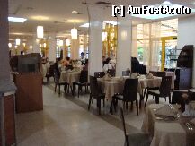 [P05] Restaurantul » foto by corinne
 - 
<span class="allrVoted glyphicon glyphicon-heart hidden" id="av8217"></span>
<a class="m-l-10 hidden" id="sv8217" onclick="voting_Foto_DelVot(,8217,662)" role="button">șterge vot <span class="glyphicon glyphicon-remove"></span></a>
<a id="v98217" class=" c-red"  onclick="voting_Foto_SetVot(8217)" role="button"><span class="glyphicon glyphicon-heart-empty"></span> <b>LIKE</b> = Votează poza</a> <img class="hidden"  id="f8217W9" src="/imagini/loader.gif" border="0" /><span class="AjErrMes hidden" id="e8217ErM"></span>