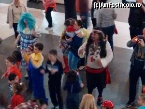 [P11] Mini-disco, alături de 'pirat' şi ceilalţi animatori » foto by cher-cher
 - 
<span class="allrVoted glyphicon glyphicon-heart hidden" id="av528767"></span>
<a class="m-l-10 hidden" id="sv528767" onclick="voting_Foto_DelVot(,528767,679)" role="button">șterge vot <span class="glyphicon glyphicon-remove"></span></a>
<a id="v9528767" class=" c-red"  onclick="voting_Foto_SetVot(528767)" role="button"><span class="glyphicon glyphicon-heart-empty"></span> <b>LIKE</b> = Votează poza</a> <img class="hidden"  id="f528767W9" src="/imagini/loader.gif" border="0" /><span class="AjErrMes hidden" id="e528767ErM"></span>