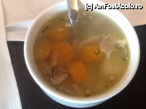 [P11] Supa de pui excelenta - la meniul copiilor la restaurantul principal » foto by irina.ciobanu
 - 
<span class="allrVoted glyphicon glyphicon-heart hidden" id="av433750"></span>
<a class="m-l-10 hidden" id="sv433750" onclick="voting_Foto_DelVot(,433750,679)" role="button">șterge vot <span class="glyphicon glyphicon-remove"></span></a>
<a id="v9433750" class=" c-red"  onclick="voting_Foto_SetVot(433750)" role="button"><span class="glyphicon glyphicon-heart-empty"></span> <b>LIKE</b> = Votează poza</a> <img class="hidden"  id="f433750W9" src="/imagini/loader.gif" border="0" /><span class="AjErrMes hidden" id="e433750ErM"></span>