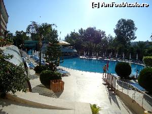 [P09] Piscina adulti » foto by Ana si Vlad
 - 
<span class="allrVoted glyphicon glyphicon-heart hidden" id="av637966"></span>
<a class="m-l-10 hidden" id="sv637966" onclick="voting_Foto_DelVot(,637966,68)" role="button">șterge vot <span class="glyphicon glyphicon-remove"></span></a>
<a id="v9637966" class=" c-red"  onclick="voting_Foto_SetVot(637966)" role="button"><span class="glyphicon glyphicon-heart-empty"></span> <b>LIKE</b> = Votează poza</a> <img class="hidden"  id="f637966W9" src="/imagini/loader.gif" border="0" /><span class="AjErrMes hidden" id="e637966ErM"></span>