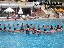 [P18] hora in piscina )) » foto by ynu25
 - 
<span class="allrVoted glyphicon glyphicon-heart hidden" id="av77943"></span>
<a class="m-l-10 hidden" id="sv77943" onclick="voting_Foto_DelVot(,77943,68)" role="button">șterge vot <span class="glyphicon glyphicon-remove"></span></a>
<a id="v977943" class=" c-red"  onclick="voting_Foto_SetVot(77943)" role="button"><span class="glyphicon glyphicon-heart-empty"></span> <b>LIKE</b> = Votează poza</a> <img class="hidden"  id="f77943W9" src="/imagini/loader.gif" border="0" /><span class="AjErrMes hidden" id="e77943ErM"></span>