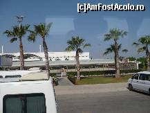 [P08] poza din ditamai autocarul care te asteapta la aeroport sa te duca la resortul tau » foto by ynu25
 - 
<span class="allrVoted glyphicon glyphicon-heart hidden" id="av77915"></span>
<a class="m-l-10 hidden" id="sv77915" onclick="voting_Foto_DelVot(,77915,68)" role="button">șterge vot <span class="glyphicon glyphicon-remove"></span></a>
<a id="v977915" class=" c-red"  onclick="voting_Foto_SetVot(77915)" role="button"><span class="glyphicon glyphicon-heart-empty"></span> <b>LIKE</b> = Votează poza</a> <img class="hidden"  id="f77915W9" src="/imagini/loader.gif" border="0" /><span class="AjErrMes hidden" id="e77915ErM"></span>
