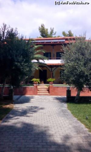 [P03] bungalow-urile » foto by musi25
 - 
<span class="allrVoted glyphicon glyphicon-heart hidden" id="av555736"></span>
<a class="m-l-10 hidden" id="sv555736" onclick="voting_Foto_DelVot(,555736,684)" role="button">șterge vot <span class="glyphicon glyphicon-remove"></span></a>
<a id="v9555736" class=" c-red"  onclick="voting_Foto_SetVot(555736)" role="button"><span class="glyphicon glyphicon-heart-empty"></span> <b>LIKE</b> = Votează poza</a> <img class="hidden"  id="f555736W9" src="/imagini/loader.gif" border="0" /><span class="AjErrMes hidden" id="e555736ErM"></span>