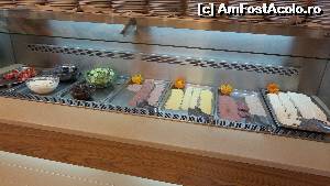 [P04] in restaurant, la micul dejun » foto by silvia tudoran
 - 
<span class="allrVoted glyphicon glyphicon-heart hidden" id="av525275"></span>
<a class="m-l-10 hidden" id="sv525275" onclick="voting_Foto_DelVot(,525275,684)" role="button">șterge vot <span class="glyphicon glyphicon-remove"></span></a>
<a id="v9525275" class=" c-red"  onclick="voting_Foto_SetVot(525275)" role="button"><span class="glyphicon glyphicon-heart-empty"></span> <b>LIKE</b> = Votează poza</a> <img class="hidden"  id="f525275W9" src="/imagini/loader.gif" border="0" /><span class="AjErrMes hidden" id="e525275ErM"></span>