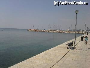 [P04] Faleza din Nikiti (10-15 minute cu masina de Metamorfosi)  » foto by Nikita
 - 
<span class="allrVoted glyphicon glyphicon-heart hidden" id="av543581"></span>
<a class="m-l-10 hidden" id="sv543581" onclick="voting_Foto_DelVot(,543581,684)" role="button">șterge vot <span class="glyphicon glyphicon-remove"></span></a>
<a id="v9543581" class=" c-red"  onclick="voting_Foto_SetVot(543581)" role="button"><span class="glyphicon glyphicon-heart-empty"></span> <b>LIKE</b> = Votează poza</a> <img class="hidden"  id="f543581W9" src="/imagini/loader.gif" border="0" /><span class="AjErrMes hidden" id="e543581ErM"></span>