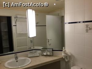 [P10] Hotel Europa -baia, si aici v-am spus ca mi-a placut oglinda » foto by mishu
 - 
<span class="allrVoted glyphicon glyphicon-heart hidden" id="av867272"></span>
<a class="m-l-10 hidden" id="sv867272" onclick="voting_Foto_DelVot(,867272,731)" role="button">șterge vot <span class="glyphicon glyphicon-remove"></span></a>
<a id="v9867272" class=" c-red"  onclick="voting_Foto_SetVot(867272)" role="button"><span class="glyphicon glyphicon-heart-empty"></span> <b>LIKE</b> = Votează poza</a> <img class="hidden"  id="f867272W9" src="/imagini/loader.gif" border="0" /><span class="AjErrMes hidden" id="e867272ErM"></span>
