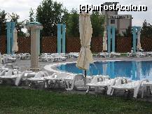[P05] o alta parte a piscinei destul de bine intretinuta pentru aceasta perioada a anului. » foto by iman
 - 
<span class="allrVoted glyphicon glyphicon-heart hidden" id="av144375"></span>
<a class="m-l-10 hidden" id="sv144375" onclick="voting_Foto_DelVot(,144375,731)" role="button">șterge vot <span class="glyphicon glyphicon-remove"></span></a>
<a id="v9144375" class=" c-red"  onclick="voting_Foto_SetVot(144375)" role="button"><span class="glyphicon glyphicon-heart-empty"></span> <b>LIKE</b> = Votează poza</a> <img class="hidden"  id="f144375W9" src="/imagini/loader.gif" border="0" /><span class="AjErrMes hidden" id="e144375ErM"></span>
