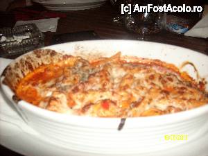[P01] Penne siciliene la Terasa Vera.  » foto by Cristicop
 - 
<span class="allrVoted glyphicon glyphicon-heart hidden" id="av444679"></span>
<a class="m-l-10 hidden" id="sv444679" onclick="voting_Foto_DelVot(,444679,735)" role="button">șterge vot <span class="glyphicon glyphicon-remove"></span></a>
<a id="v9444679" class=" c-red"  onclick="voting_Foto_SetVot(444679)" role="button"><span class="glyphicon glyphicon-heart-empty"></span> <b>LIKE</b> = Votează poza</a> <img class="hidden"  id="f444679W9" src="/imagini/loader.gif" border="0" /><span class="AjErrMes hidden" id="e444679ErM"></span>