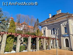 [P02] Hotel Caraiman Sinaia - vazut de la gara Sinaia » foto by zlatna
 - 
<span class="allrVoted glyphicon glyphicon-heart hidden" id="av1519514"></span>
<a class="m-l-10 hidden" id="sv1519514" onclick="voting_Foto_DelVot(,1519514,761)" role="button">șterge vot <span class="glyphicon glyphicon-remove"></span></a>
<a id="v91519514" class=" c-red"  onclick="voting_Foto_SetVot(1519514)" role="button"><span class="glyphicon glyphicon-heart-empty"></span> <b>LIKE</b> = Votează poza</a> <img class="hidden"  id="f1519514W9" src="/imagini/loader.gif" border="0" /><span class="AjErrMes hidden" id="e1519514ErM"></span>