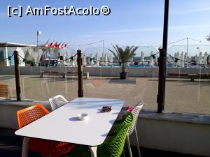 [P28] Hotel Malibu Mamaia. Pe terasa, sub razele calde ale soarelui de dimineata.  » foto by Floria
 - 
<span class="allrVoted glyphicon glyphicon-heart hidden" id="av1115780"></span>
<a class="m-l-10 hidden" id="sv1115780" onclick="voting_Foto_DelVot(,1115780,767)" role="button">șterge vot <span class="glyphicon glyphicon-remove"></span></a>
<a id="v91115780" class=" c-red"  onclick="voting_Foto_SetVot(1115780)" role="button"><span class="glyphicon glyphicon-heart-empty"></span> <b>LIKE</b> = Votează poza</a> <img class="hidden"  id="f1115780W9" src="/imagini/loader.gif" border="0" /><span class="AjErrMes hidden" id="e1115780ErM"></span>