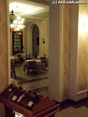 [P18] Iaki Hotel - restaurantul » foto by Dragoș_MD
 - 
<span class="allrVoted glyphicon glyphicon-heart hidden" id="av583563"></span>
<a class="m-l-10 hidden" id="sv583563" onclick="voting_Foto_DelVot(,583563,768)" role="button">șterge vot <span class="glyphicon glyphicon-remove"></span></a>
<a id="v9583563" class=" c-red"  onclick="voting_Foto_SetVot(583563)" role="button"><span class="glyphicon glyphicon-heart-empty"></span> <b>LIKE</b> = Votează poza</a> <img class="hidden"  id="f583563W9" src="/imagini/loader.gif" border="0" /><span class="AjErrMes hidden" id="e583563ErM"></span>