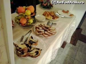 [P21] Iaki Hotel - restaurantul; micul dejun, bufet suedez » foto by Dragoș_MD
 - 
<span class="allrVoted glyphicon glyphicon-heart hidden" id="av583567"></span>
<a class="m-l-10 hidden" id="sv583567" onclick="voting_Foto_DelVot(,583567,768)" role="button">șterge vot <span class="glyphicon glyphicon-remove"></span></a>
<a id="v9583567" class=" c-red"  onclick="voting_Foto_SetVot(583567)" role="button"><span class="glyphicon glyphicon-heart-empty"></span> <b>LIKE</b> = Votează poza</a> <img class="hidden"  id="f583567W9" src="/imagini/loader.gif" border="0" /><span class="AjErrMes hidden" id="e583567ErM"></span>