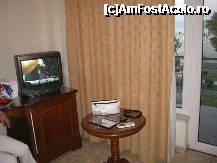 [P02] TV, balcon » foto by meronem
 - 
<span class="allrVoted glyphicon glyphicon-heart hidden" id="av224074"></span>
<a class="m-l-10 hidden" id="sv224074" onclick="voting_Foto_DelVot(,224074,776)" role="button">șterge vot <span class="glyphicon glyphicon-remove"></span></a>
<a id="v9224074" class=" c-red"  onclick="voting_Foto_SetVot(224074)" role="button"><span class="glyphicon glyphicon-heart-empty"></span> <b>LIKE</b> = Votează poza</a> <img class="hidden"  id="f224074W9" src="/imagini/loader.gif" border="0" /><span class="AjErrMes hidden" id="e224074ErM"></span>