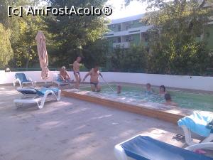 [P06] Jacuzzi » foto by dianamea
 - 
<span class="allrVoted glyphicon glyphicon-heart hidden" id="av1106393"></span>
<a class="m-l-10 hidden" id="sv1106393" onclick="voting_Foto_DelVot(,1106393,782)" role="button">șterge vot <span class="glyphicon glyphicon-remove"></span></a>
<a id="v91106393" class=" c-red"  onclick="voting_Foto_SetVot(1106393)" role="button"><span class="glyphicon glyphicon-heart-empty"></span> <b>LIKE</b> = Votează poza</a> <img class="hidden"  id="f1106393W9" src="/imagini/loader.gif" border="0" /><span class="AjErrMes hidden" id="e1106393ErM"></span>