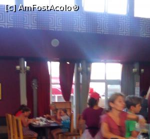 [P21] doamna blonda din restaurant » foto by papalito
 - 
<span class="allrVoted glyphicon glyphicon-heart hidden" id="av896840"></span>
<a class="m-l-10 hidden" id="sv896840" onclick="voting_Foto_DelVot(,896840,790)" role="button">șterge vot <span class="glyphicon glyphicon-remove"></span></a>
<a id="v9896840" class=" c-red"  onclick="voting_Foto_SetVot(896840)" role="button"><span class="glyphicon glyphicon-heart-empty"></span> <b>LIKE</b> = Votează poza</a> <img class="hidden"  id="f896840W9" src="/imagini/loader.gif" border="0" /><span class="AjErrMes hidden" id="e896840ErM"></span>