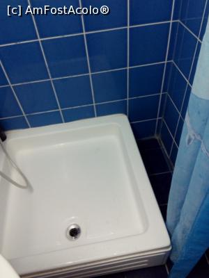 [P03] Cabina dus cu scurgere pe pardoseala nu in pardoseala...  » foto by DADAIAN
 - 
<span class="allrVoted glyphicon glyphicon-heart hidden" id="av755153"></span>
<a class="m-l-10 hidden" id="sv755153" onclick="voting_Foto_DelVot(,755153,790)" role="button">șterge vot <span class="glyphicon glyphicon-remove"></span></a>
<a id="v9755153" class=" c-red"  onclick="voting_Foto_SetVot(755153)" role="button"><span class="glyphicon glyphicon-heart-empty"></span> <b>LIKE</b> = Votează poza</a> <img class="hidden"  id="f755153W9" src="/imagini/loader.gif" border="0" /><span class="AjErrMes hidden" id="e755153ErM"></span>