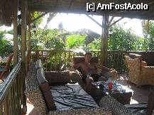 [P15] Barul de la piscina de relaxare. In spate se vede cum se refaceau acoperisurile baldachinelor stricate de furtuna. » foto by balasa violeta
 - 
<span class="allrVoted glyphicon glyphicon-heart hidden" id="av74618"></span>
<a class="m-l-10 hidden" id="sv74618" onclick="voting_Foto_DelVot(,74618,8)" role="button">șterge vot <span class="glyphicon glyphicon-remove"></span></a>
<a id="v974618" class=" c-red"  onclick="voting_Foto_SetVot(74618)" role="button"><span class="glyphicon glyphicon-heart-empty"></span> <b>LIKE</b> = Votează poza</a> <img class="hidden"  id="f74618W9" src="/imagini/loader.gif" border="0" /><span class="AjErrMes hidden" id="e74618ErM"></span>