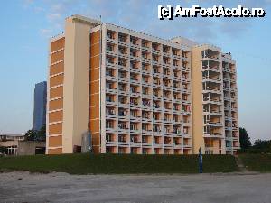 [P17] Hotelul văzut de pe plajă » foto by Claudiu U.
 - 
<span class="allrVoted glyphicon glyphicon-heart hidden" id="av481695"></span>
<a class="m-l-10 hidden" id="sv481695" onclick="voting_Foto_DelVot(,481695,803)" role="button">șterge vot <span class="glyphicon glyphicon-remove"></span></a>
<a id="v9481695" class=" c-red"  onclick="voting_Foto_SetVot(481695)" role="button"><span class="glyphicon glyphicon-heart-empty"></span> <b>LIKE</b> = Votează poza</a> <img class="hidden"  id="f481695W9" src="/imagini/loader.gif" border="0" /><span class="AjErrMes hidden" id="e481695ErM"></span>