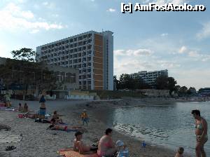 [P10] Hotelul cum se vede de pe plaja din fata-neamenajata, dar nu e aglomerata macar » foto by krisztike
 - 
<span class="allrVoted glyphicon glyphicon-heart hidden" id="av353067"></span>
<a class="m-l-10 hidden" id="sv353067" onclick="voting_Foto_DelVot(,353067,803)" role="button">șterge vot <span class="glyphicon glyphicon-remove"></span></a>
<a id="v9353067" class=" c-red"  onclick="voting_Foto_SetVot(353067)" role="button"><span class="glyphicon glyphicon-heart-empty"></span> <b>LIKE</b> = Votează poza</a> <img class="hidden"  id="f353067W9" src="/imagini/loader.gif" border="0" /><span class="AjErrMes hidden" id="e353067ErM"></span>