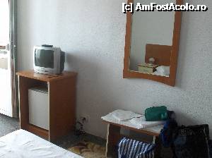 [P03] Televizorul, frigiderul si o oglinda pe placul fetitei mele » foto by krisztike
 - 
<span class="allrVoted glyphicon glyphicon-heart hidden" id="av353060"></span>
<a class="m-l-10 hidden" id="sv353060" onclick="voting_Foto_DelVot(,353060,803)" role="button">șterge vot <span class="glyphicon glyphicon-remove"></span></a>
<a id="v9353060" class=" c-red"  onclick="voting_Foto_SetVot(353060)" role="button"><span class="glyphicon glyphicon-heart-empty"></span> <b>LIKE</b> = Votează poza</a> <img class="hidden"  id="f353060W9" src="/imagini/loader.gif" border="0" /><span class="AjErrMes hidden" id="e353060ErM"></span>