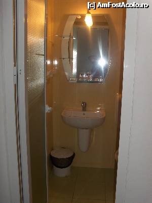 [P05] Baia arata bine, usa termopan » foto by krisztike
 - 
<span class="allrVoted glyphicon glyphicon-heart hidden" id="av353062"></span>
<a class="m-l-10 hidden" id="sv353062" onclick="voting_Foto_DelVot(,353062,803)" role="button">șterge vot <span class="glyphicon glyphicon-remove"></span></a>
<a id="v9353062" class=" c-red"  onclick="voting_Foto_SetVot(353062)" role="button"><span class="glyphicon glyphicon-heart-empty"></span> <b>LIKE</b> = Votează poza</a> <img class="hidden"  id="f353062W9" src="/imagini/loader.gif" border="0" /><span class="AjErrMes hidden" id="e353062ErM"></span>