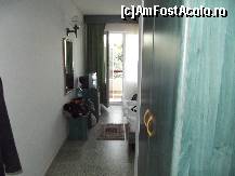 [P16] scuzati dezastrul, in prima zi am uitat sa fac poze... se remarca pardoseala care in poza astapare frumoasa, dar nu e... e gri nasol, covorasele de care v-am vorbit, tv, frigiderul si dulapul din hol » foto by Angelinne
 - 
<span class="allrVoted glyphicon glyphicon-heart hidden" id="av343881"></span>
<a class="m-l-10 hidden" id="sv343881" onclick="voting_Foto_DelVot(,343881,803)" role="button">șterge vot <span class="glyphicon glyphicon-remove"></span></a>
<a id="v9343881" class=" c-red"  onclick="voting_Foto_SetVot(343881)" role="button"><span class="glyphicon glyphicon-heart-empty"></span> <b>LIKE</b> = Votează poza</a> <img class="hidden"  id="f343881W9" src="/imagini/loader.gif" border="0" /><span class="AjErrMes hidden" id="e343881ErM"></span>