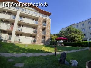 [P15] Hotelul si gradina » foto by tabache
 - 
<span class="allrVoted glyphicon glyphicon-heart hidden" id="av1321761"></span>
<a class="m-l-10 hidden" id="sv1321761" onclick="voting_Foto_DelVot(,1321761,806)" role="button">șterge vot <span class="glyphicon glyphicon-remove"></span></a>
<a id="v91321761" class=" c-red"  onclick="voting_Foto_SetVot(1321761)" role="button"><span class="glyphicon glyphicon-heart-empty"></span> <b>LIKE</b> = Votează poza</a> <img class="hidden"  id="f1321761W9" src="/imagini/loader.gif" border="0" /><span class="AjErrMes hidden" id="e1321761ErM"></span>