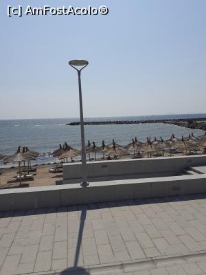 [P18] Promenada şi plaja » foto by tabache
 - 
<span class="allrVoted glyphicon glyphicon-heart hidden" id="av1242389"></span>
<a class="m-l-10 hidden" id="sv1242389" onclick="voting_Foto_DelVot(,1242389,807)" role="button">șterge vot <span class="glyphicon glyphicon-remove"></span></a>
<a id="v91242389" class=" c-red"  onclick="voting_Foto_SetVot(1242389)" role="button"><span class="glyphicon glyphicon-heart-empty"></span> <b>LIKE</b> = Votează poza</a> <img class="hidden"  id="f1242389W9" src="/imagini/loader.gif" border="0" /><span class="AjErrMes hidden" id="e1242389ErM"></span>