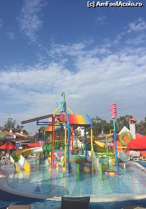[P23] Mini-aquapark » foto by daniel adrian
 - 
<span class="allrVoted glyphicon glyphicon-heart hidden" id="av633393"></span>
<a class="m-l-10 hidden" id="sv633393" onclick="voting_Foto_DelVot(,633393,81)" role="button">șterge vot <span class="glyphicon glyphicon-remove"></span></a>
<a id="v9633393" class=" c-red"  onclick="voting_Foto_SetVot(633393)" role="button"><span class="glyphicon glyphicon-heart-empty"></span> <b>LIKE</b> = Votează poza</a> <img class="hidden"  id="f633393W9" src="/imagini/loader.gif" border="0" /><span class="AjErrMes hidden" id="e633393ErM"></span>