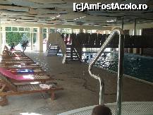 [P15] Piscina interioara, vedere din jacuzzi :) » foto by georgeroiu
 - 
<span class="allrVoted glyphicon glyphicon-heart hidden" id="av256072"></span>
<a class="m-l-10 hidden" id="sv256072" onclick="voting_Foto_DelVot(,256072,812)" role="button">șterge vot <span class="glyphicon glyphicon-remove"></span></a>
<a id="v9256072" class=" c-red"  onclick="voting_Foto_SetVot(256072)" role="button"><span class="glyphicon glyphicon-heart-empty"></span> <b>LIKE</b> = Votează poza</a> <img class="hidden"  id="f256072W9" src="/imagini/loader.gif" border="0" /><span class="AjErrMes hidden" id="e256072ErM"></span>