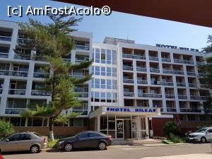 [P04] Aceasta este hotelul Bâlea din Neptun. » foto by Floryn81
 - 
<span class="allrVoted glyphicon glyphicon-heart hidden" id="av1170471"></span>
<a class="m-l-10 hidden" id="sv1170471" onclick="voting_Foto_DelVot(,1170471,814)" role="button">șterge vot <span class="glyphicon glyphicon-remove"></span></a>
<a id="v91170471" class=" c-red"  onclick="voting_Foto_SetVot(1170471)" role="button"><span class="glyphicon glyphicon-heart-empty"></span> <b>LIKE</b> = Votează poza</a> <img class="hidden"  id="f1170471W9" src="/imagini/loader.gif" border="0" /><span class="AjErrMes hidden" id="e1170471ErM"></span>