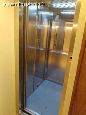 [P38] Unul dintre lifturi » foto by Teodor17
 - 
<span class="allrVoted glyphicon glyphicon-heart hidden" id="av1531808"></span>
<a class="m-l-10 hidden" id="sv1531808" onclick="voting_Foto_DelVot(,1531808,820)" role="button">șterge vot <span class="glyphicon glyphicon-remove"></span></a>
<a id="v91531808" class=" c-red"  onclick="voting_Foto_SetVot(1531808)" role="button"><span class="glyphicon glyphicon-heart-empty"></span> <b>LIKE</b> = Votează poza</a> <img class="hidden"  id="f1531808W9" src="/imagini/loader.gif" border="0" /><span class="AjErrMes hidden" id="e1531808ErM"></span>
