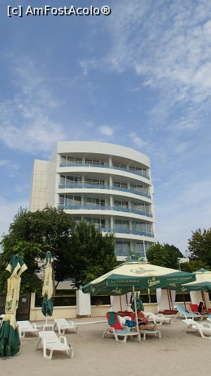 [P02] Hotel Afrodita - și plaja lor » foto by Dragoș_MD
 - 
<span class="allrVoted glyphicon glyphicon-heart hidden" id="av1011225"></span>
<a class="m-l-10 hidden" id="sv1011225" onclick="voting_Foto_DelVot(,1011225,839)" role="button">șterge vot <span class="glyphicon glyphicon-remove"></span></a>
<a id="v91011225" class=" c-red"  onclick="voting_Foto_SetVot(1011225)" role="button"><span class="glyphicon glyphicon-heart-empty"></span> <b>LIKE</b> = Votează poza</a> <img class="hidden"  id="f1011225W9" src="/imagini/loader.gif" border="0" /><span class="AjErrMes hidden" id="e1011225ErM"></span>