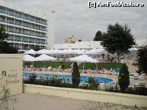 [P07] Vedere piscina si terasa de pe plaja » foto by maria.ar
 - 
<span class="allrVoted glyphicon glyphicon-heart hidden" id="av650896"></span>
<a class="m-l-10 hidden" id="sv650896" onclick="voting_Foto_DelVot(,650896,839)" role="button">șterge vot <span class="glyphicon glyphicon-remove"></span></a>
<a id="v9650896" class=" c-red"  onclick="voting_Foto_SetVot(650896)" role="button"><span class="glyphicon glyphicon-heart-empty"></span> <b>LIKE</b> = Votează poza</a> <img class="hidden"  id="f650896W9" src="/imagini/loader.gif" border="0" /><span class="AjErrMes hidden" id="e650896ErM"></span>