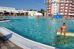 [P03] Piscina!  » foto by Djbobo*
 - 
<span class="allrVoted glyphicon glyphicon-heart hidden" id="av665557"></span>
<a class="m-l-10 hidden" id="sv665557" onclick="voting_Foto_DelVot(,665557,846)" role="button">șterge vot <span class="glyphicon glyphicon-remove"></span></a>
<a id="v9665557" class=" c-red"  onclick="voting_Foto_SetVot(665557)" role="button"><span class="glyphicon glyphicon-heart-empty"></span> <b>LIKE</b> = Votează poza</a> <img class="hidden"  id="f665557W9" src="/imagini/loader.gif" border="0" /><span class="AjErrMes hidden" id="e665557ErM"></span>