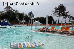 [P06] Piscina de la Mera Resort, ziua » foto by ado_lex
 - 
<span class="allrVoted glyphicon glyphicon-heart hidden" id="av812102"></span>
<a class="m-l-10 hidden" id="sv812102" onclick="voting_Foto_DelVot(,812102,846)" role="button">șterge vot <span class="glyphicon glyphicon-remove"></span></a>
<a id="v9812102" class=" c-red"  onclick="voting_Foto_SetVot(812102)" role="button"><span class="glyphicon glyphicon-heart-empty"></span> <b>LIKE</b> = Votează poza</a> <img class="hidden"  id="f812102W9" src="/imagini/loader.gif" border="0" /><span class="AjErrMes hidden" id="e812102ErM"></span>