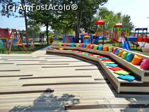 [P17] Parcul pentru copii cu scena pentru mini-spectacole » foto by libertango
 - 
<span class="allrVoted glyphicon glyphicon-heart hidden" id="av888775"></span>
<a class="m-l-10 hidden" id="sv888775" onclick="voting_Foto_DelVot(,888775,846)" role="button">șterge vot <span class="glyphicon glyphicon-remove"></span></a>
<a id="v9888775" class=" c-red"  onclick="voting_Foto_SetVot(888775)" role="button"><span class="glyphicon glyphicon-heart-empty"></span> <b>LIKE</b> = Votează poza</a> <img class="hidden"  id="f888775W9" src="/imagini/loader.gif" border="0" /><span class="AjErrMes hidden" id="e888775ErM"></span>