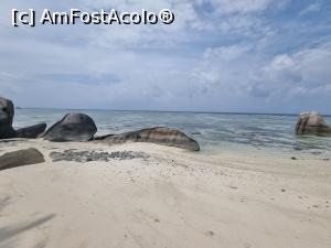 [P21] Anse Source d'Argent Beach » foto by robert
 - 
<span class="allrVoted glyphicon glyphicon-heart hidden" id="av1367499"></span>
<a class="m-l-10 hidden" id="sv1367499" onclick="voting_Foto_DelVot(,1367499,847)" role="button">șterge vot <span class="glyphicon glyphicon-remove"></span></a>
<a id="v91367499" class=" c-red"  onclick="voting_Foto_SetVot(1367499)" role="button"><span class="glyphicon glyphicon-heart-empty"></span> <b>LIKE</b> = Votează poza</a> <img class="hidden"  id="f1367499W9" src="/imagini/loader.gif" border="0" /><span class="AjErrMes hidden" id="e1367499ErM"></span>