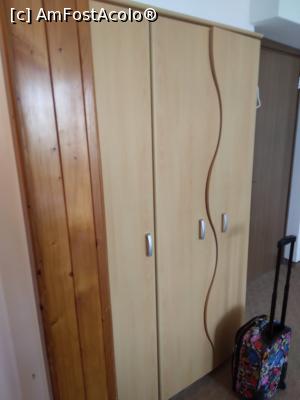 [P05] dulapul din living » foto by papalito
 - 
<span class="allrVoted glyphicon glyphicon-heart hidden" id="av1239441"></span>
<a class="m-l-10 hidden" id="sv1239441" onclick="voting_Foto_DelVot(,1239441,851)" role="button">șterge vot <span class="glyphicon glyphicon-remove"></span></a>
<a id="v91239441" class=" c-red"  onclick="voting_Foto_SetVot(1239441)" role="button"><span class="glyphicon glyphicon-heart-empty"></span> <b>LIKE</b> = Votează poza</a> <img class="hidden"  id="f1239441W9" src="/imagini/loader.gif" border="0" /><span class="AjErrMes hidden" id="e1239441ErM"></span>