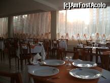 [P10] restaurantul » foto by bibipui
 - 
<span class="allrVoted glyphicon glyphicon-heart hidden" id="av237140"></span>
<a class="m-l-10 hidden" id="sv237140" onclick="voting_Foto_DelVot(,237140,852)" role="button">șterge vot <span class="glyphicon glyphicon-remove"></span></a>
<a id="v9237140" class=" c-red"  onclick="voting_Foto_SetVot(237140)" role="button"><span class="glyphicon glyphicon-heart-empty"></span> <b>LIKE</b> = Votează poza</a> <img class="hidden"  id="f237140W9" src="/imagini/loader.gif" border="0" /><span class="AjErrMes hidden" id="e237140ErM"></span>
