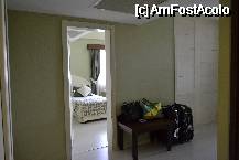 [P12] Holul de la intrarea in apartamentul 4509. In dreapta este camera principala, in fata camera mai mica » foto by MCM
 - 
<span class="allrVoted glyphicon glyphicon-heart hidden" id="av332408"></span>
<a class="m-l-10 hidden" id="sv332408" onclick="voting_Foto_DelVot(,332408,86)" role="button">șterge vot <span class="glyphicon glyphicon-remove"></span></a>
<a id="v9332408" class=" c-red"  onclick="voting_Foto_SetVot(332408)" role="button"><span class="glyphicon glyphicon-heart-empty"></span> <b>LIKE</b> = Votează poza</a> <img class="hidden"  id="f332408W9" src="/imagini/loader.gif" border="0" /><span class="AjErrMes hidden" id="e332408ErM"></span>