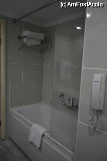 [P16] Cada din baia apartamentului » foto by MCM
 - 
<span class="allrVoted glyphicon glyphicon-heart hidden" id="av332412"></span>
<a class="m-l-10 hidden" id="sv332412" onclick="voting_Foto_DelVot(,332412,86)" role="button">șterge vot <span class="glyphicon glyphicon-remove"></span></a>
<a id="v9332412" class=" c-red"  onclick="voting_Foto_SetVot(332412)" role="button"><span class="glyphicon glyphicon-heart-empty"></span> <b>LIKE</b> = Votează poza</a> <img class="hidden"  id="f332412W9" src="/imagini/loader.gif" border="0" /><span class="AjErrMes hidden" id="e332412ErM"></span>
