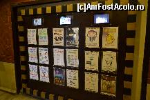 [P73] Panoul, de la intrarea in restaurantul principal, unde se afisa programul zilnic » foto by MCM
 - 
<span class="allrVoted glyphicon glyphicon-heart hidden" id="av332916"></span>
<a class="m-l-10 hidden" id="sv332916" onclick="voting_Foto_DelVot(,332916,86)" role="button">șterge vot <span class="glyphicon glyphicon-remove"></span></a>
<a id="v9332916" class=" c-red"  onclick="voting_Foto_SetVot(332916)" role="button"><span class="glyphicon glyphicon-heart-empty"></span> <b>LIKE</b> = Votează poza</a> <img class="hidden"  id="f332916W9" src="/imagini/loader.gif" border="0" /><span class="AjErrMes hidden" id="e332916ErM"></span>